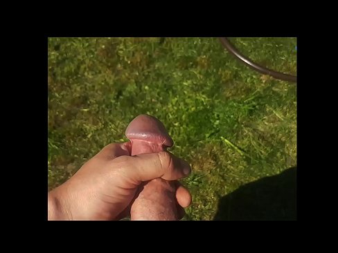 ❤️ Hottie krijt har rôze kut neukt en komt mei in spuit yn in simmertún ❤️ Porno by porno fy.superpornpics.ru ❌